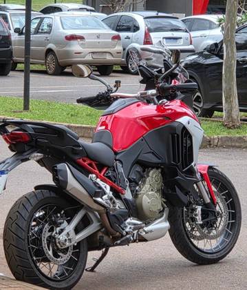 DUCATI MULTISTRADA 1200 V4 S 